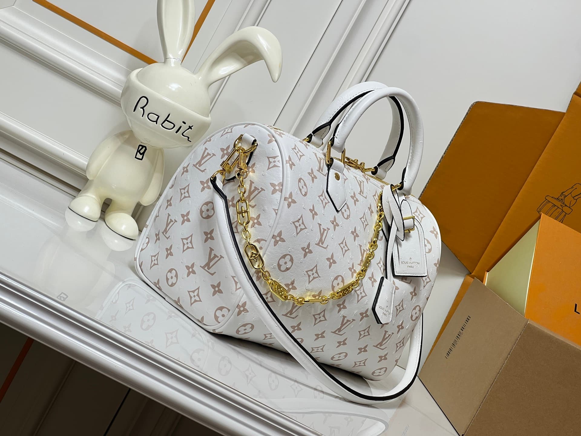 C5074 💰 M89804 White Ostrich. This Speedy Soft 30 model is from LV Travels With Grace Coddlington. — image 2