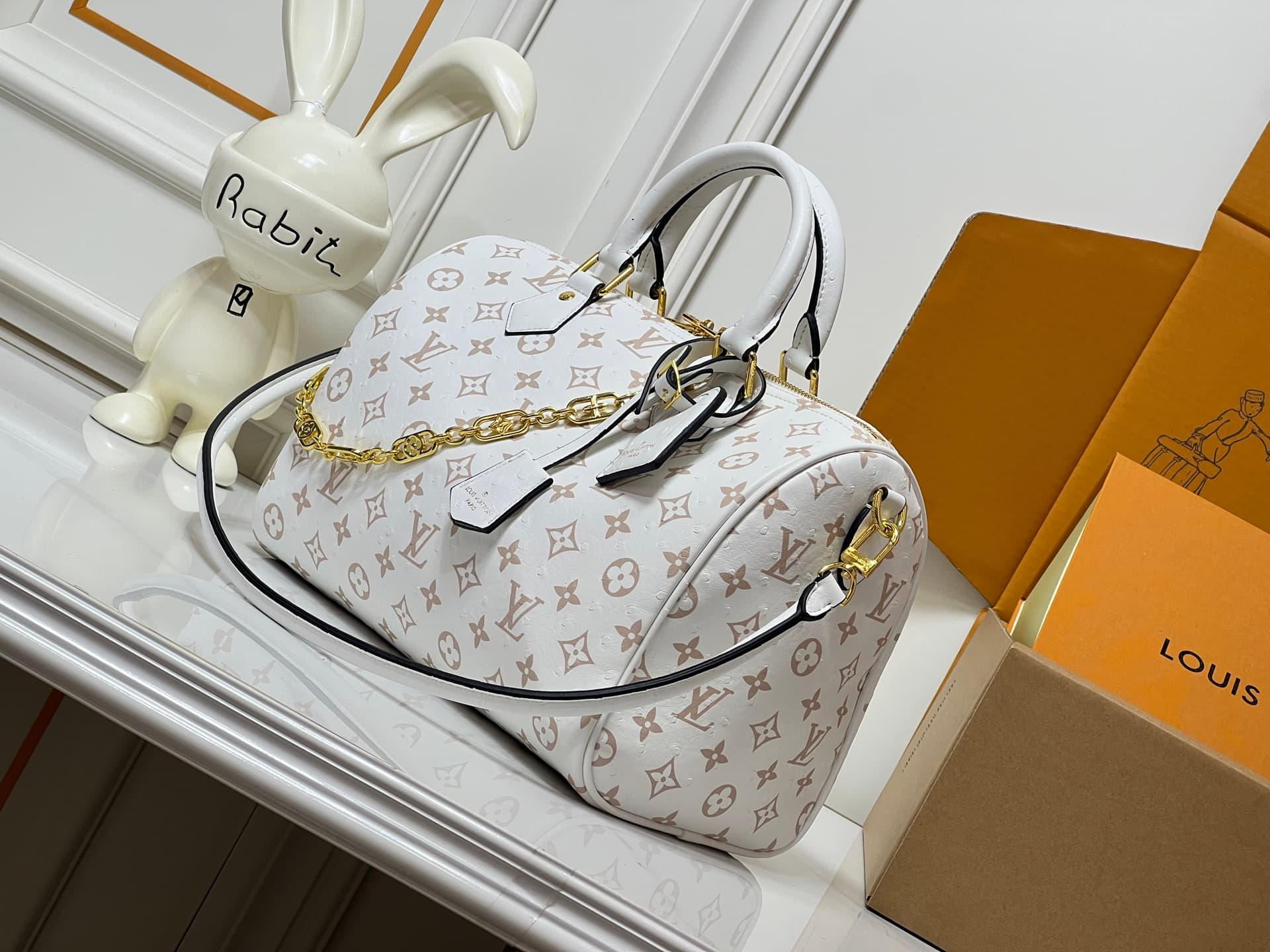 C5074 💰 M89804 White Ostrich. This Speedy Soft 30 model is from LV Travels With Grace Coddlington. — image 3