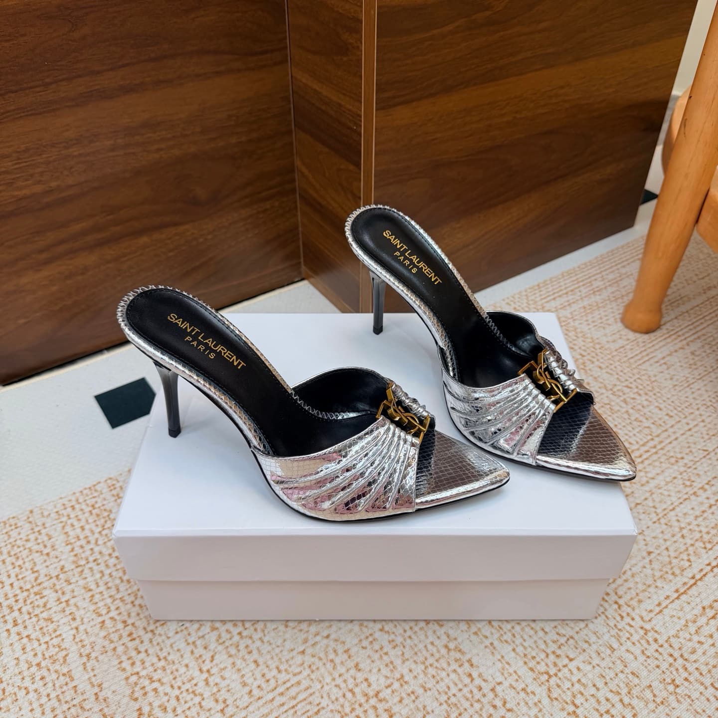 D12326 2026 Spring/Summer New Model YSL 🖤 Saint Laurent / Saint Laurent YSL slippers – an absolutely amazing and popular pair of slippers! — image 8