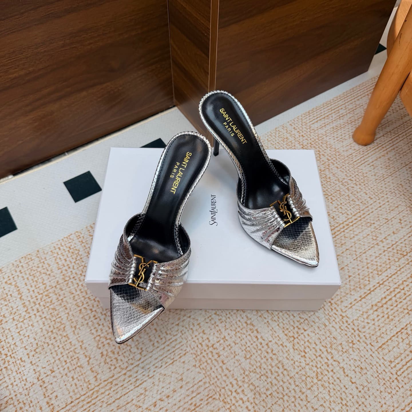 D12326 2026 Spring/Summer New Model YSL 🖤 Saint Laurent / Saint Laurent YSL slippers – an absolutely amazing and popular pair of slippers! — image 6
