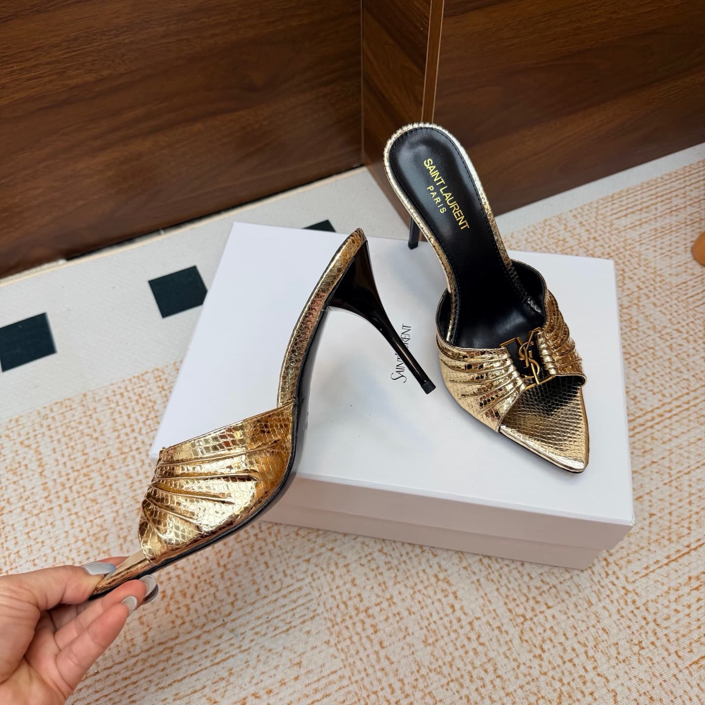 D12325 2026 Spring/Summer New Model YSL 🖤 Saint Laurent / Saint Laurent YSL slippers – an absolutely amazing and popular pair of slippers! — image 7