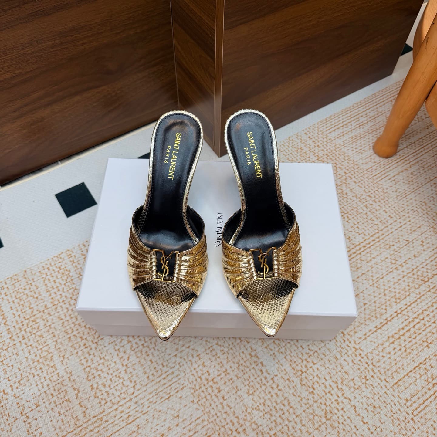 D12325 2026 Spring/Summer New Model YSL 🖤 Saint Laurent / Saint Laurent YSL slippers – an absolutely amazing and popular pair of slippers! — image 4