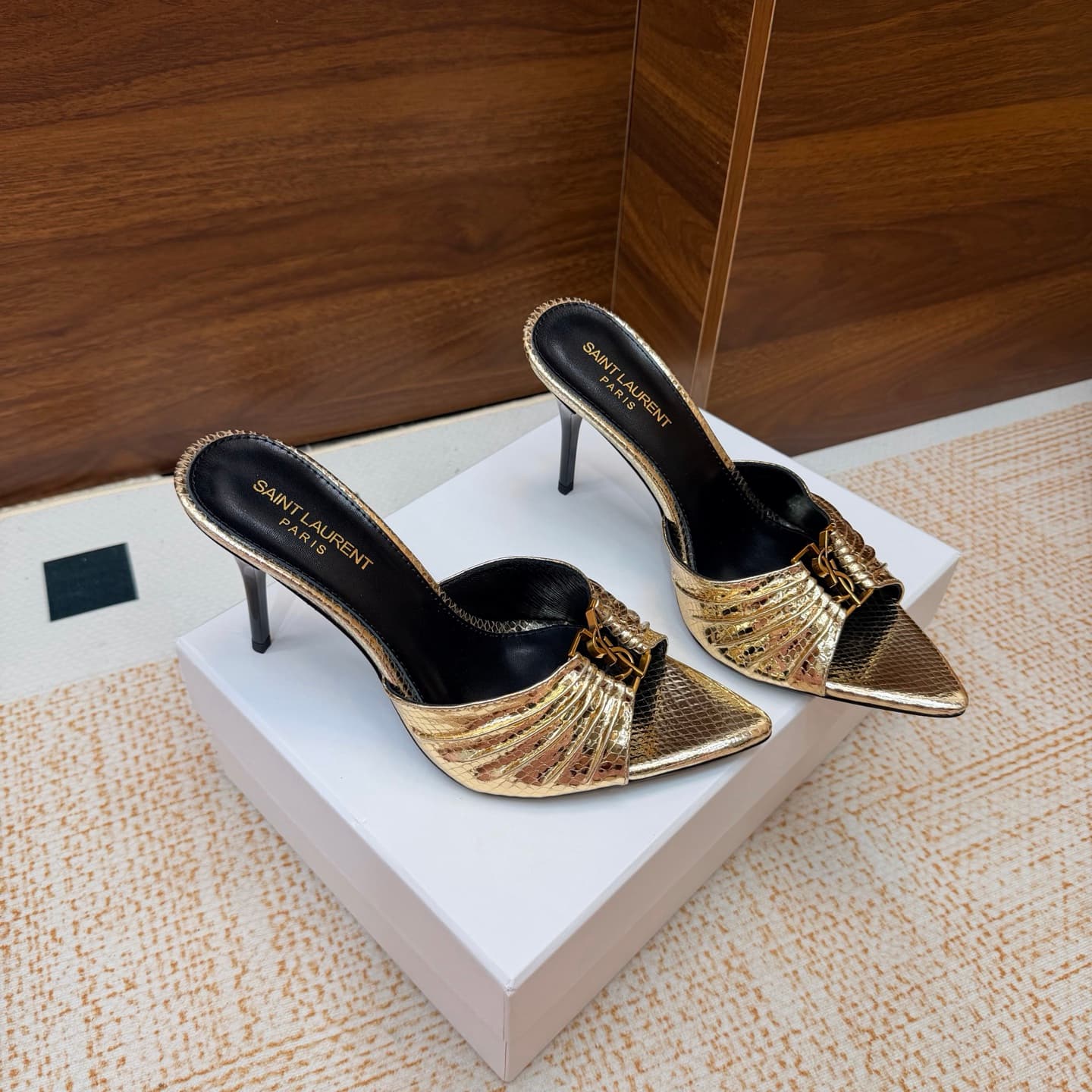 D12325 2026 Spring/Summer New Model YSL 🖤 Saint Laurent / Saint Laurent YSL slippers – an absolutely amazing and popular pair of slippers! — image 3