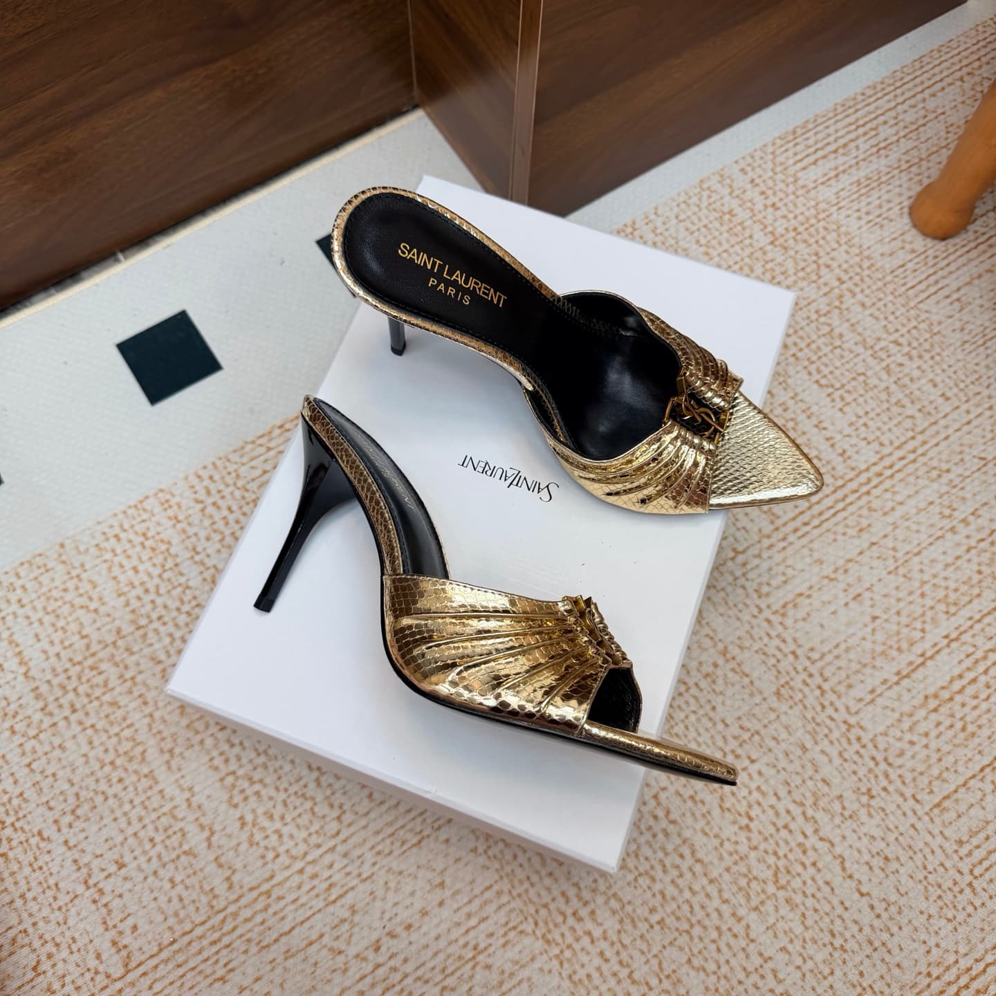 D12325 2026 Spring/Summer New Model YSL 🖤 Saint Laurent / Saint Laurent YSL slippers – an absolutely amazing and popular pair of slippers! — image 2