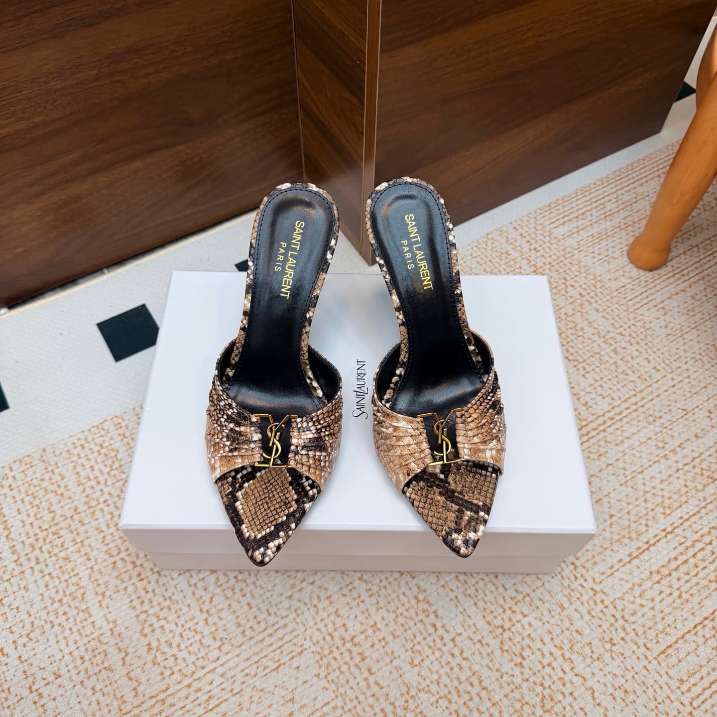 D12321 2026 Spring/Summer New Model YSL 🖤 Saint Laurent / Saint Laurent YSL slippers – an absolutely amazing and popular pair of slippers! — image 4