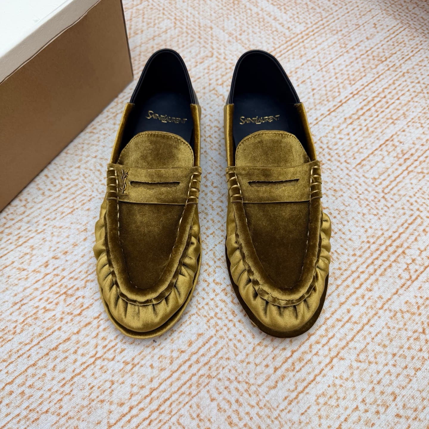 D12131 – Top-quality — image 3