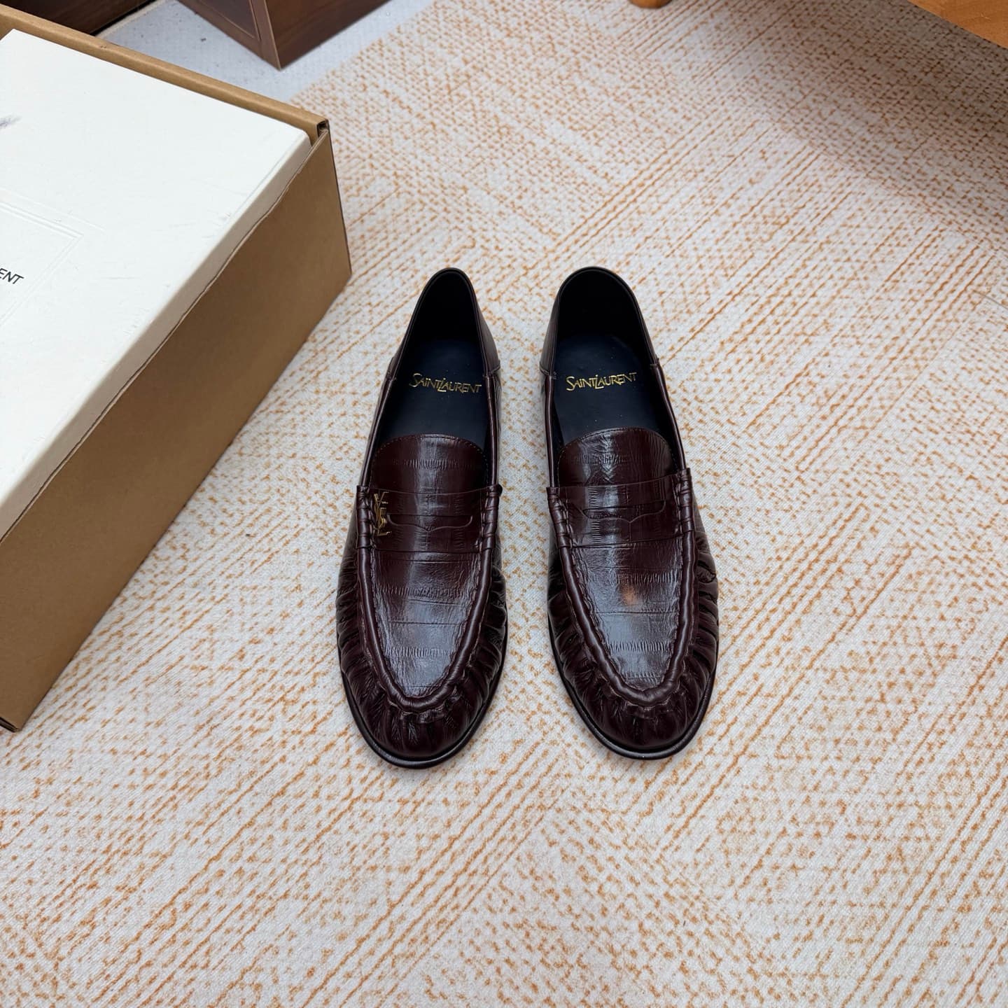 D12099 – Top-quality — image 3