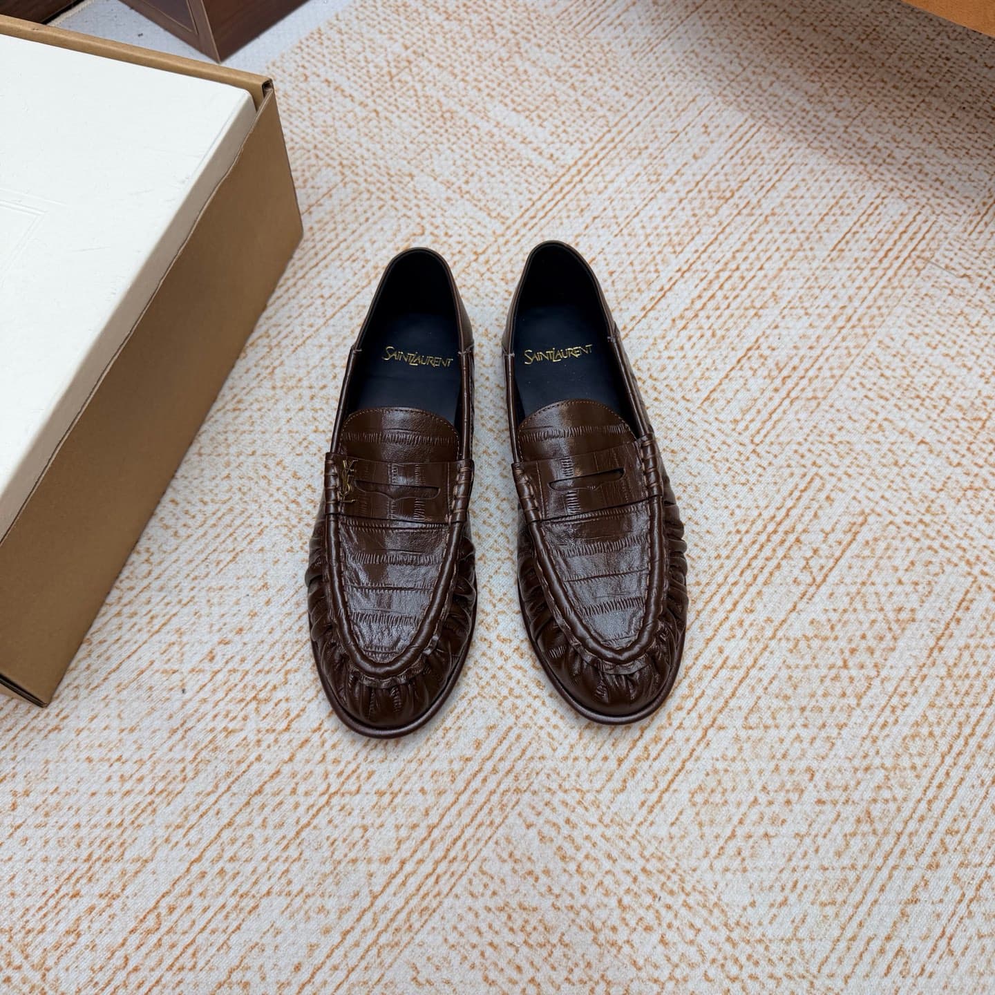 D12098 - Top-quality — image 3