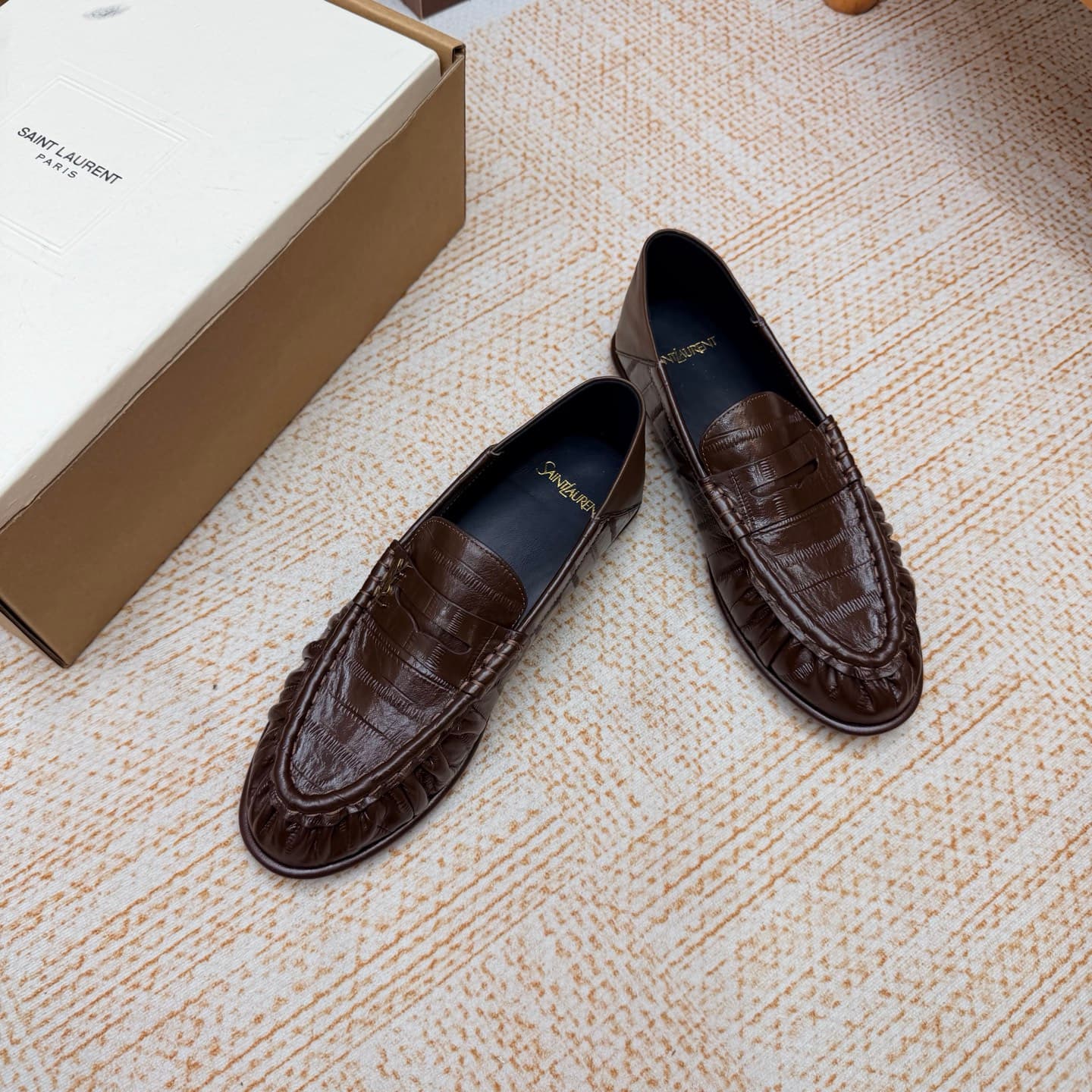 D12098 - Top-quality — image 5