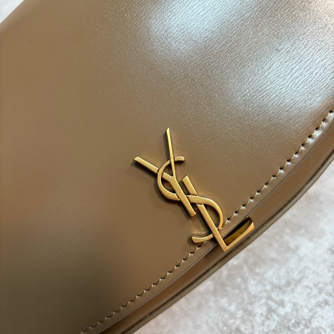 C8770 [Exclusive real-life footage of the background] 🔥 High-quality original leather 🔥 Dark wood / Gold — image 8