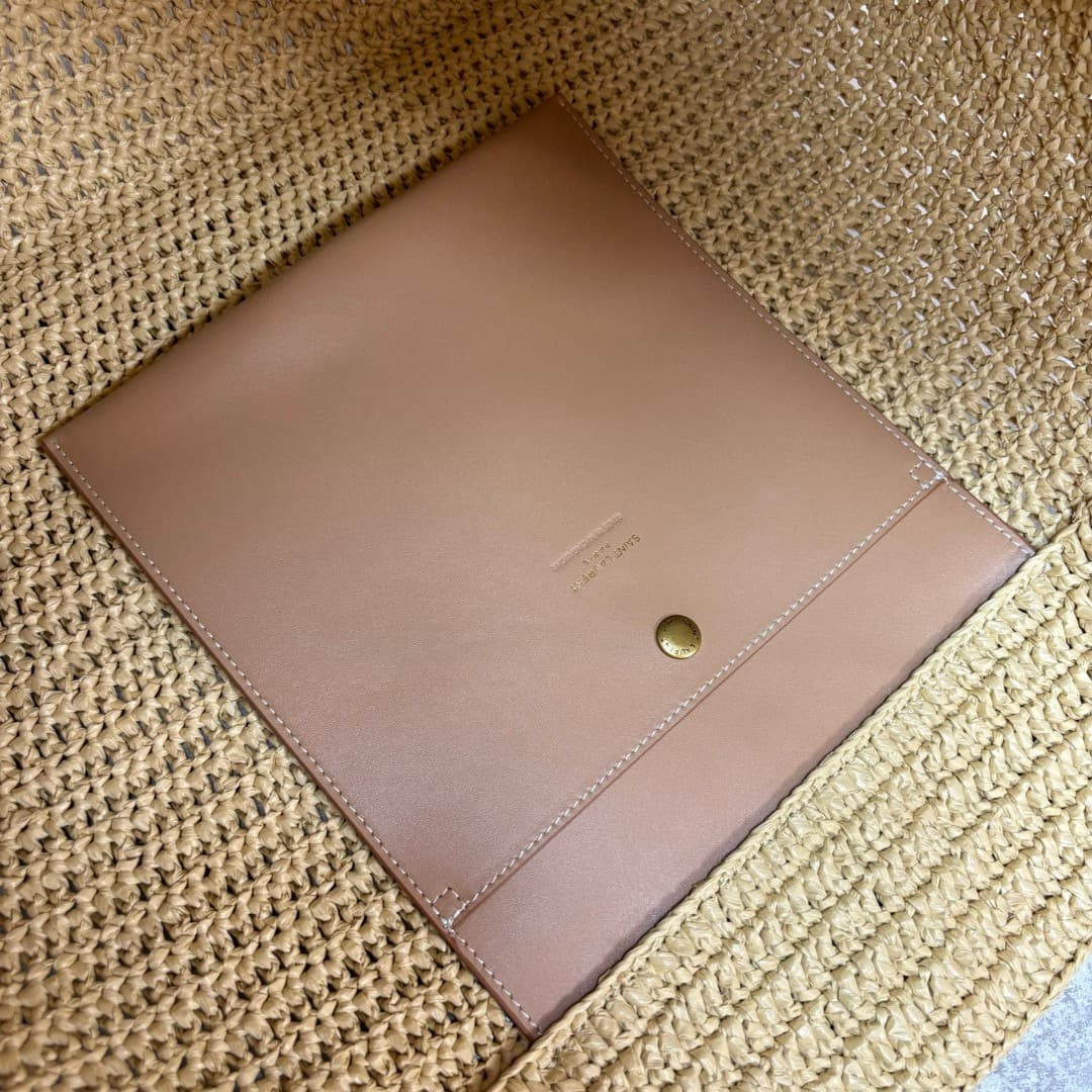 C8767 [Exclusive Real Photo Background] 🔥 High-quality original leather 🔥 Saint Laurent Laffite Tote Bag – the Saint Laurent Laffite collection is truly outstanding! Handcrafted, with great beauty and quality. It’s absolutely stunning. This collection pai — image 8