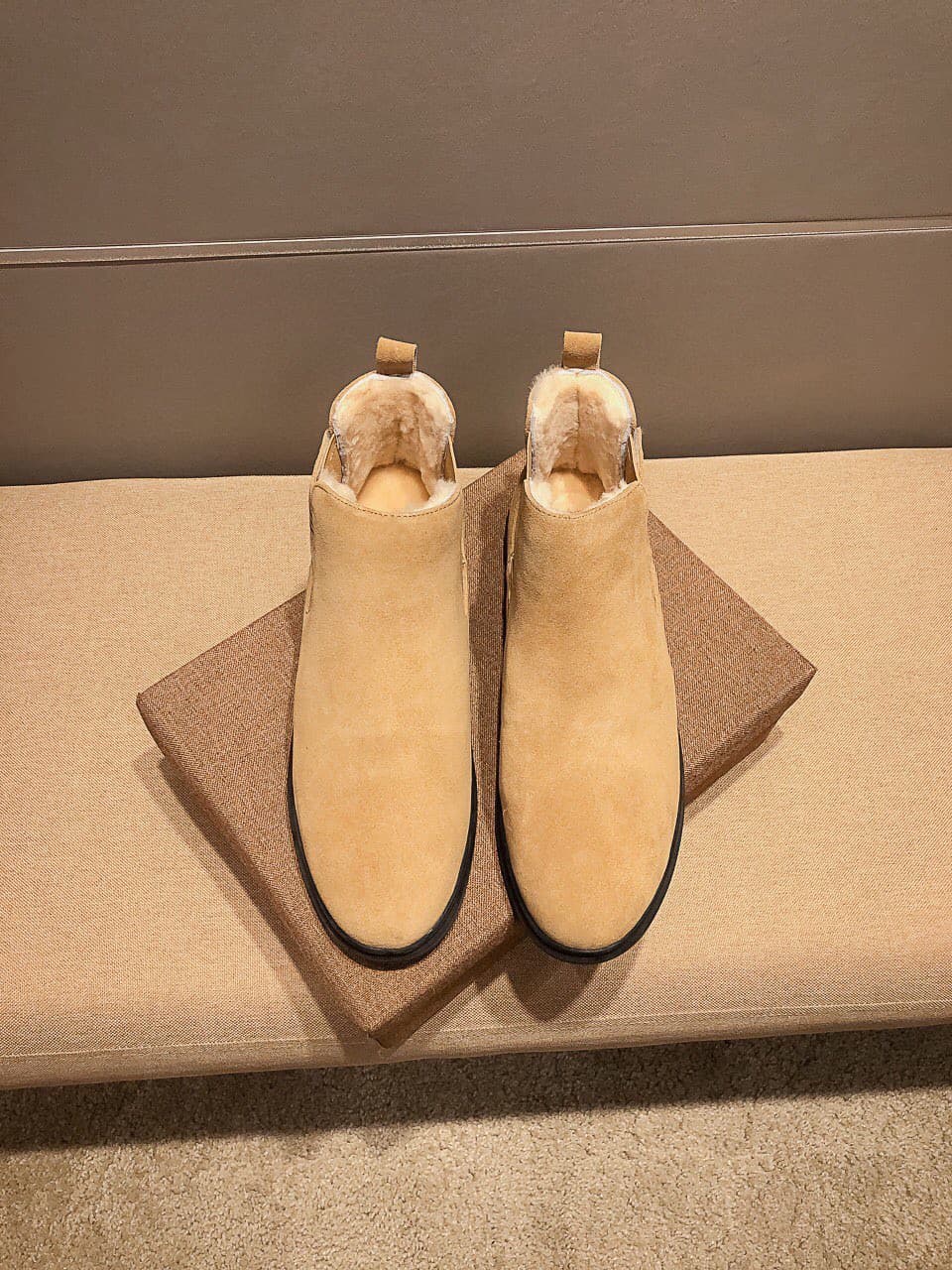 D15 (Real), brand UGG, official latest model, original order 1:1 latest boots made of genuine wool, fake one pays ten, absolutely high-end goods, quality is beyond words, carefully selected high-quality imported leather, dedicated to creating perfect gent — image 2