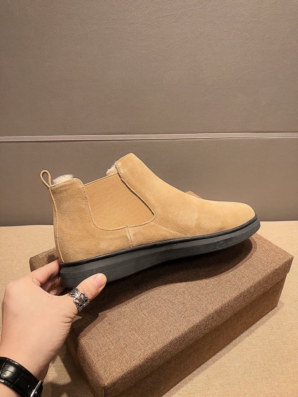 D15 (Real), brand UGG, official latest model, original order 1:1 latest boots made of genuine wool, fake one pays ten, absolutely high-end goods, quality is beyond words, carefully selected high-quality imported leather, dedicated to creating perfect gent — image 3