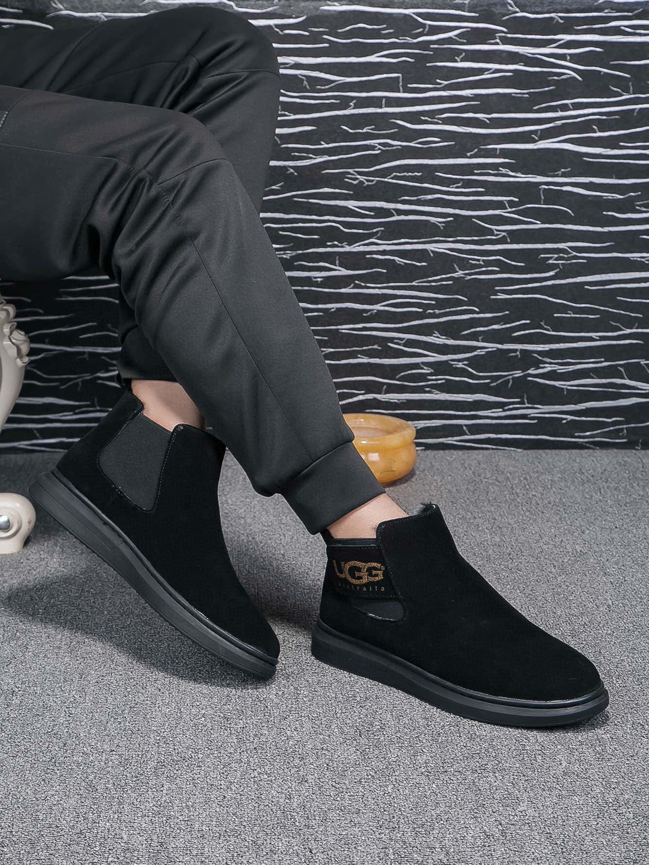 D16 (Real), brand UGG, official latest model, original order 1:1 latest boots made of genuine wool, fake one pays ten, absolutely high-end goods, quality is beyond words, carefully selected high-quality imported leather, dedicated to creating perfect gent — image 4