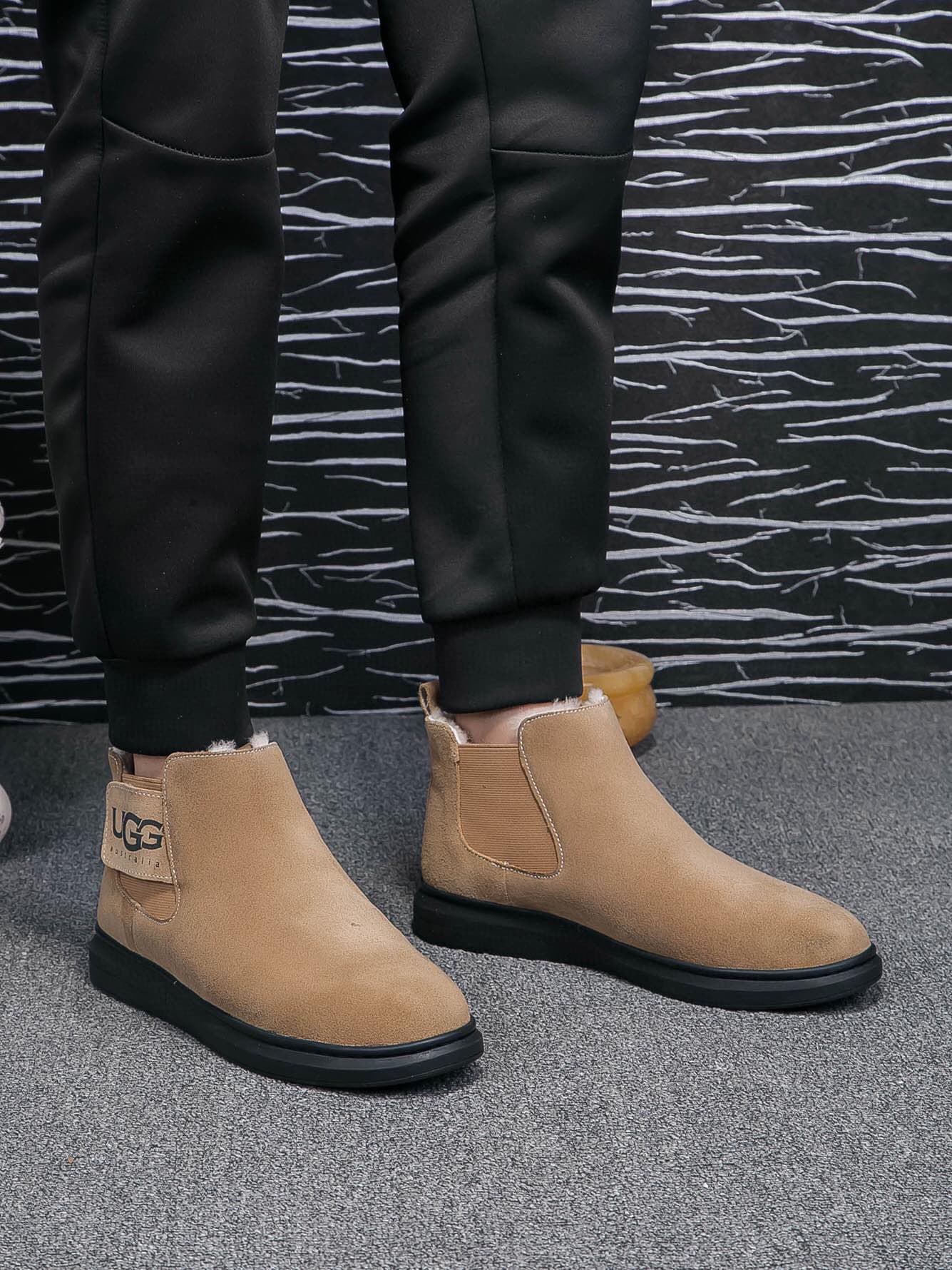 D17 (Real), brand UGG, official latest model, original order 1:1 latest boots made of genuine wool, fake one pays ten, absolutely high-end goods, quality is beyond words, carefully selected high-quality imported leather, dedicated to creating perfect gent — image 3