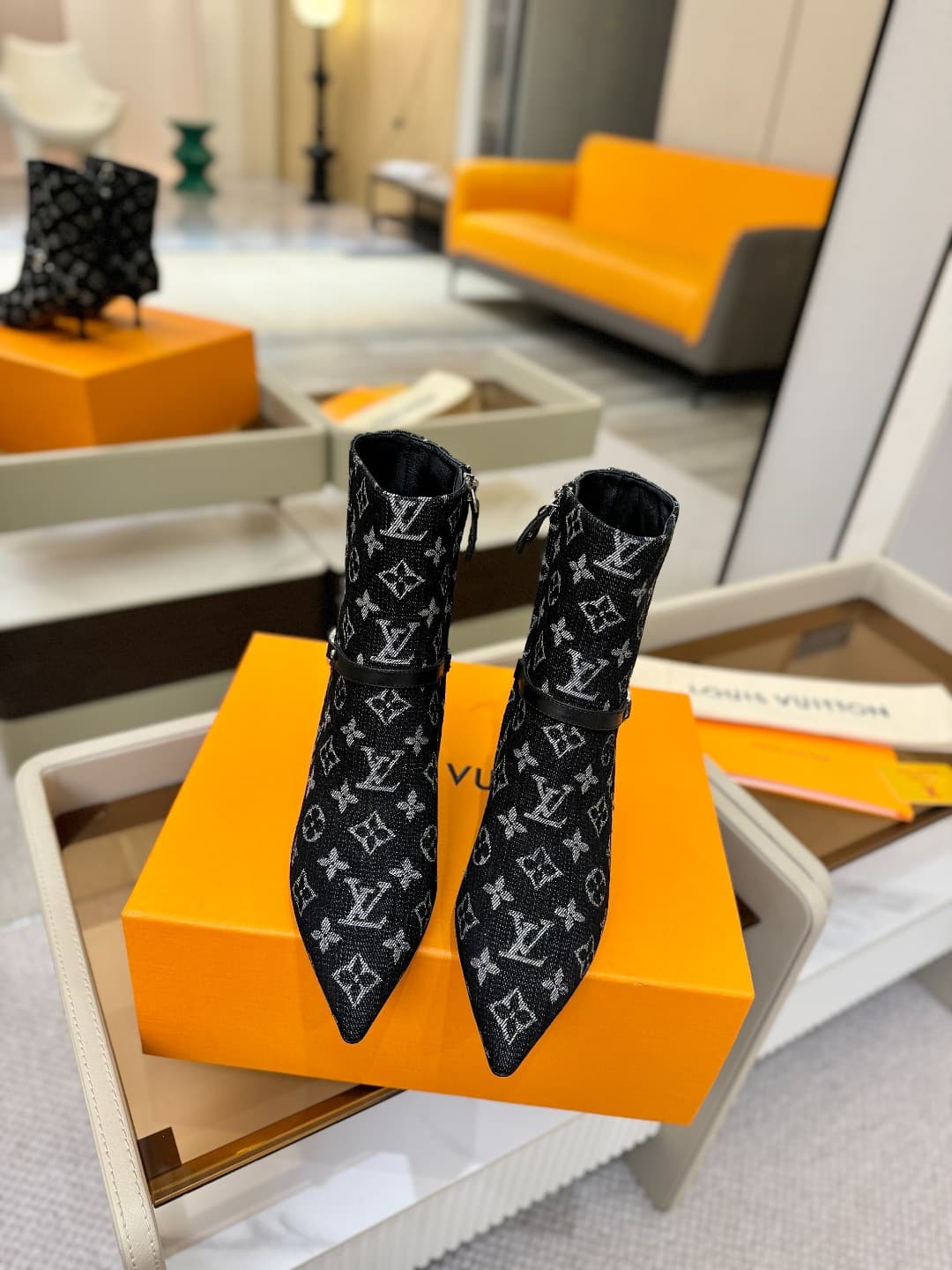 D9024 [Expedient Level] Louis Vuitton 2025 Official Autumn Boots Collection! Perfect fit. — image 4