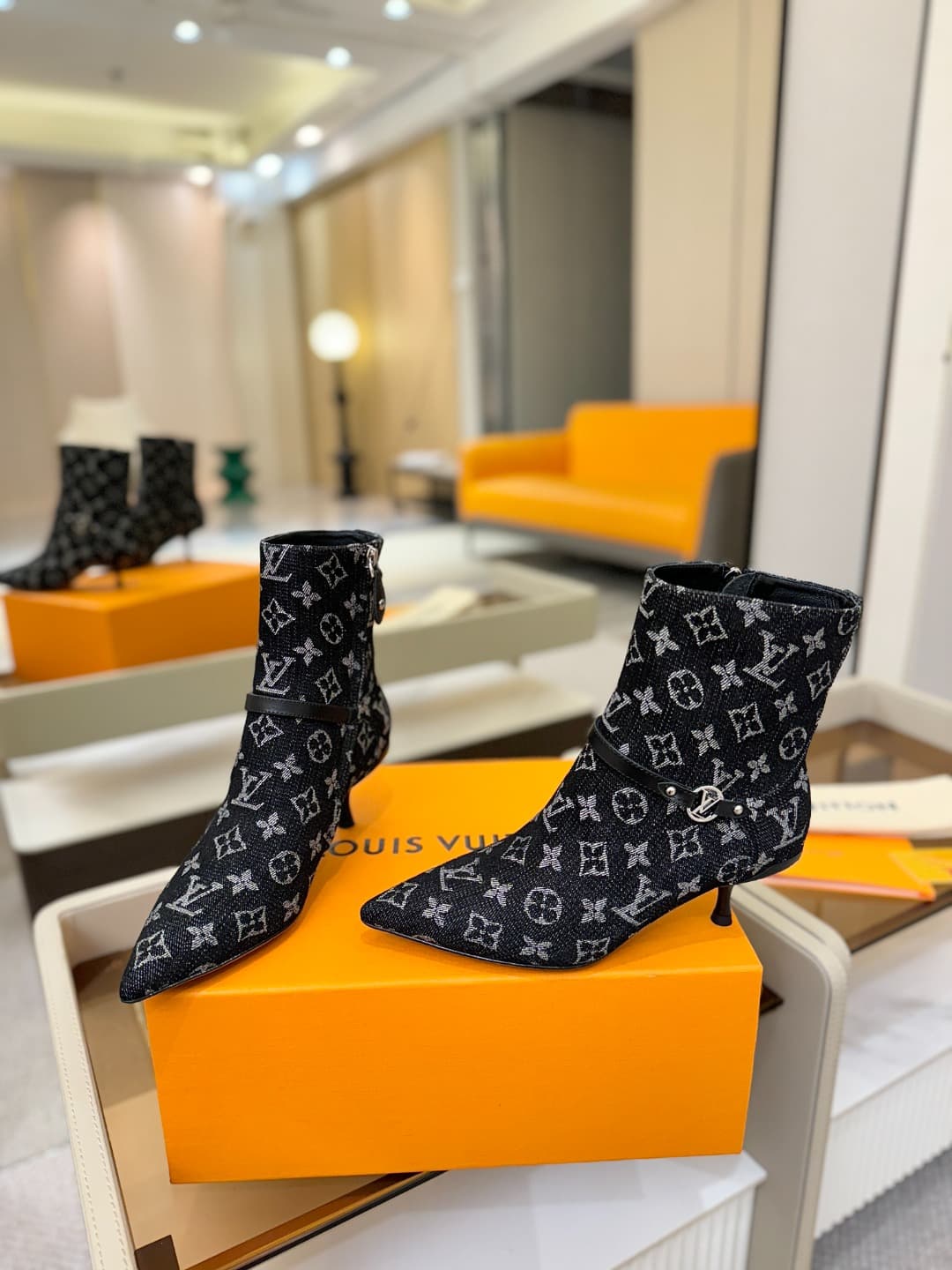 D9024 [Expedient Level] Louis Vuitton 2025 Official Autumn Boots Collection! Perfect fit. — image 6