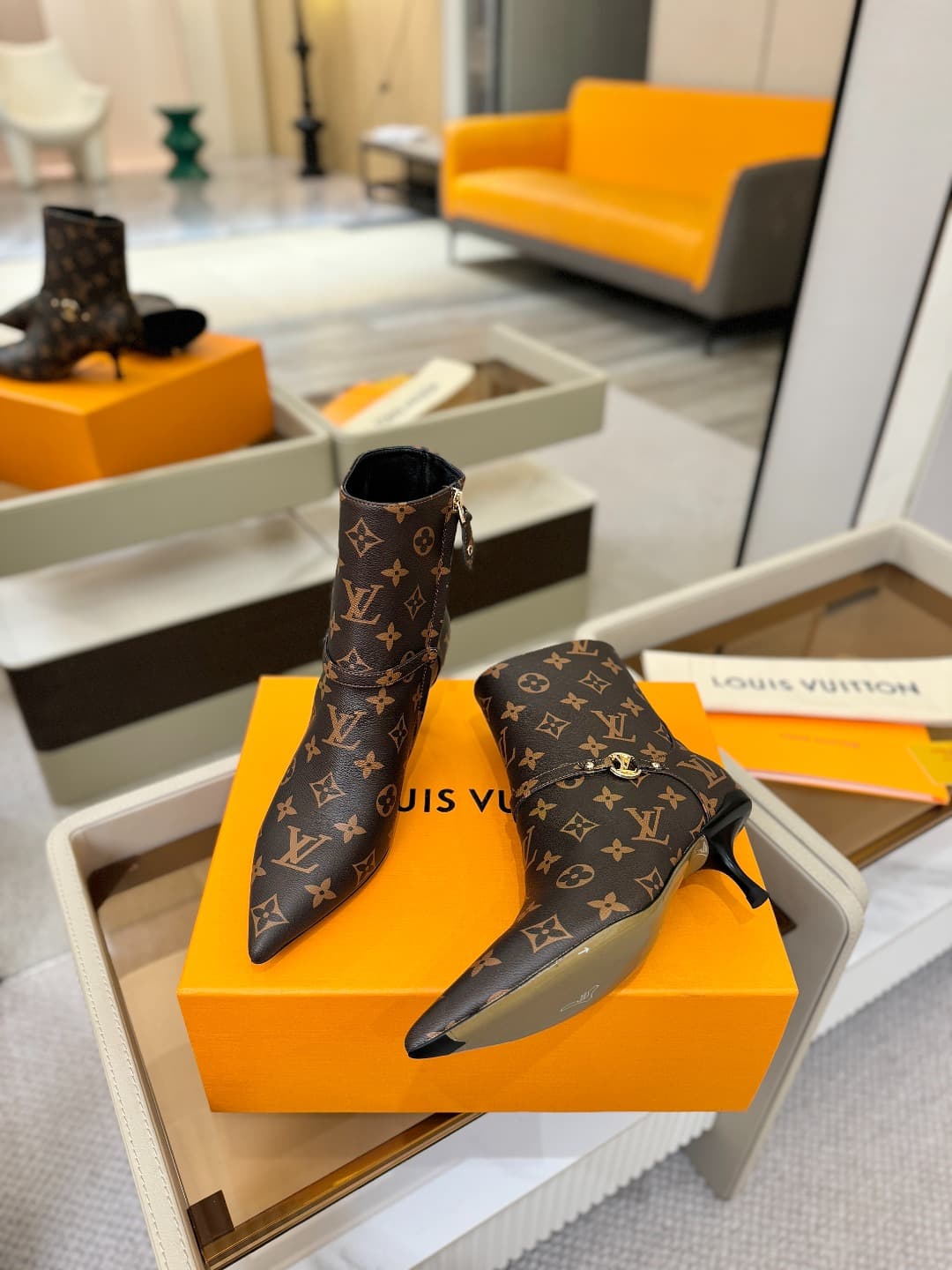 D9023 [Buyer's Grade] Louis Vuitton 2025 Autumn Boot Collection! Perfect fit. — image 5