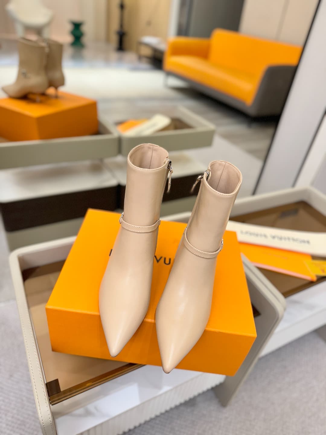 D9022 [Expedited Purchase Level] Louis Vuitton 2025 Autumn Boots Collection! Perfect fit. — image 4