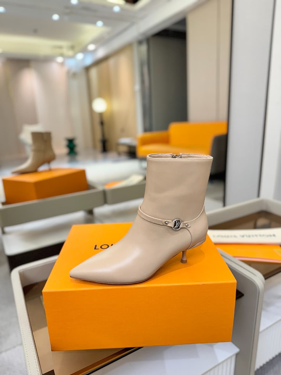 D9022 [Expedited Purchase Level] Louis Vuitton 2025 Autumn Boots Collection! Perfect fit. — image 1