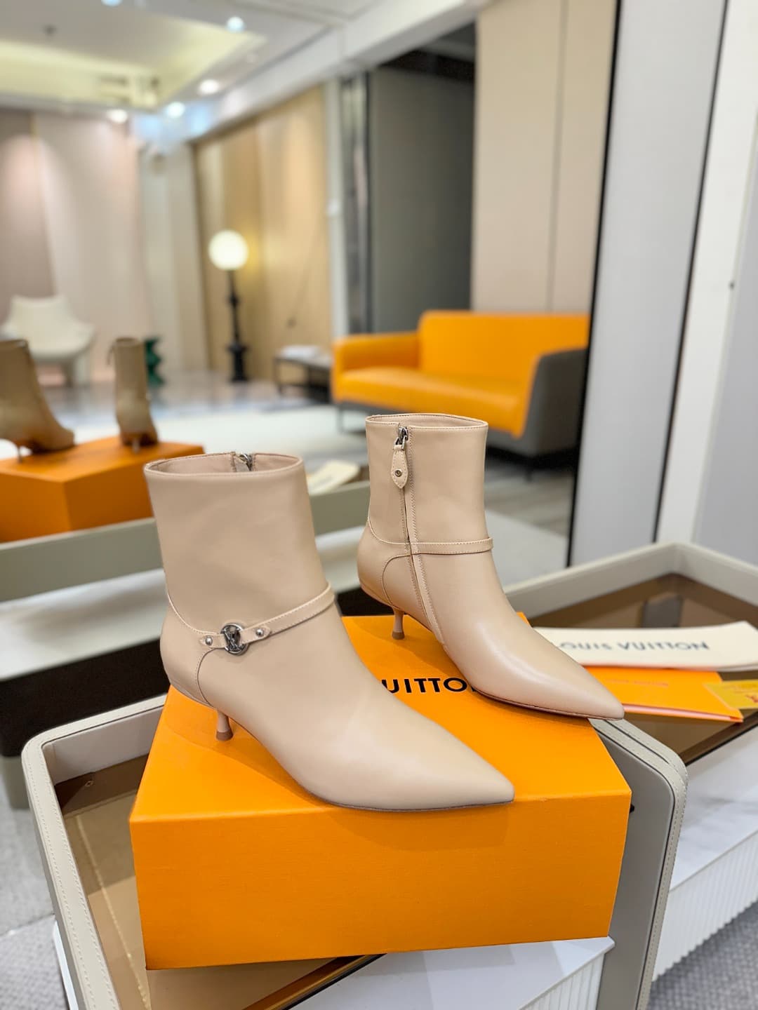 D9022 [Expedited Purchase Level] Louis Vuitton 2025 Autumn Boots Collection! Perfect fit. — image 2