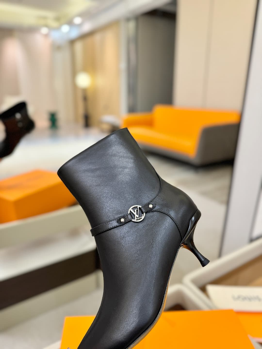 D9021 [Special Order Level] Louis Vuitton 2025 Official Short Boots Collection! Perfect fit. — image 8