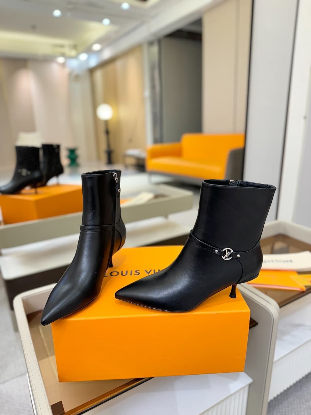 D9021 [Special Order Level] Louis Vuitton 2025 Official Short Boots Collection! Perfect fit. — image 4
