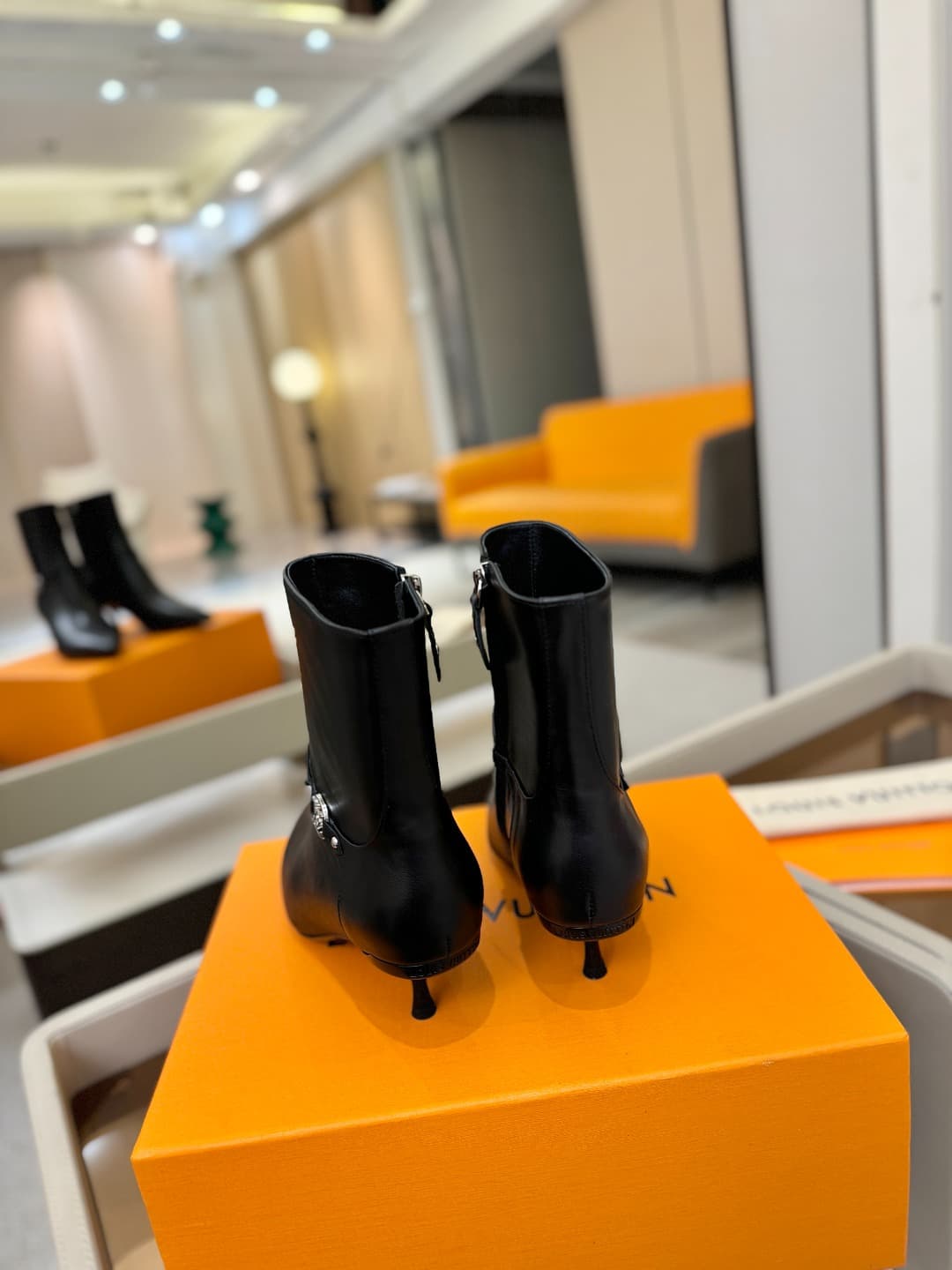 D9021 [Special Order Level] Louis Vuitton 2025 Official Short Boots Collection! Perfect fit. — image 7