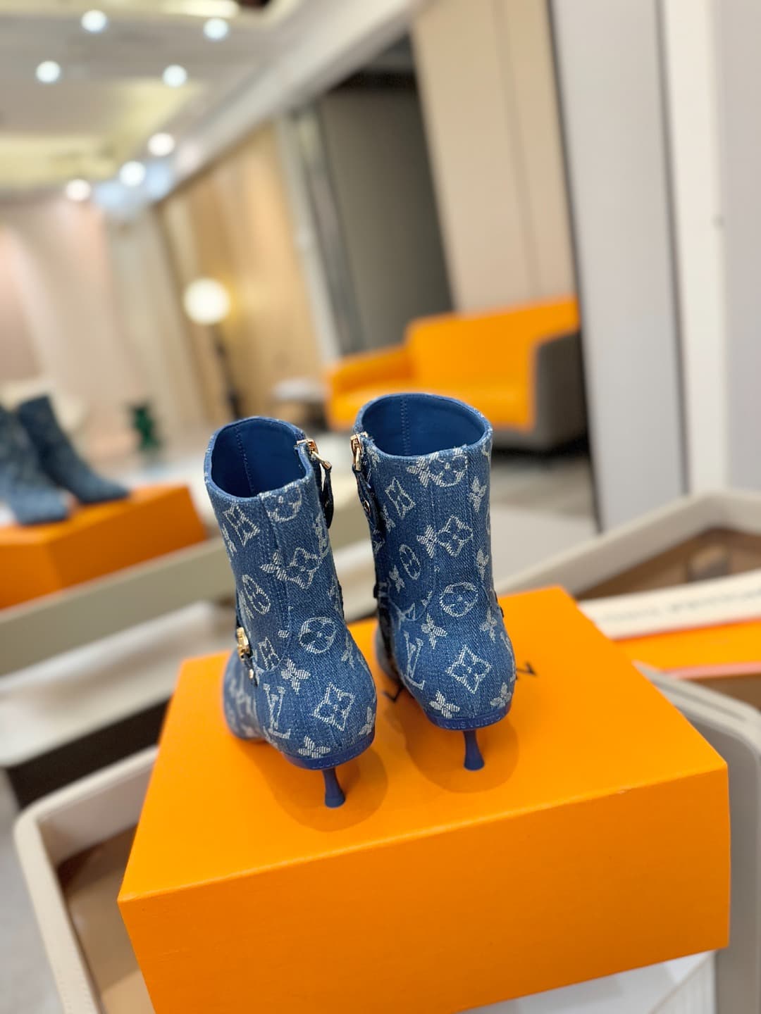 D9020 [Custom Order Level] Louis Vuitton 2025 Official Short Boots Collection! Perfect fit. — image 7