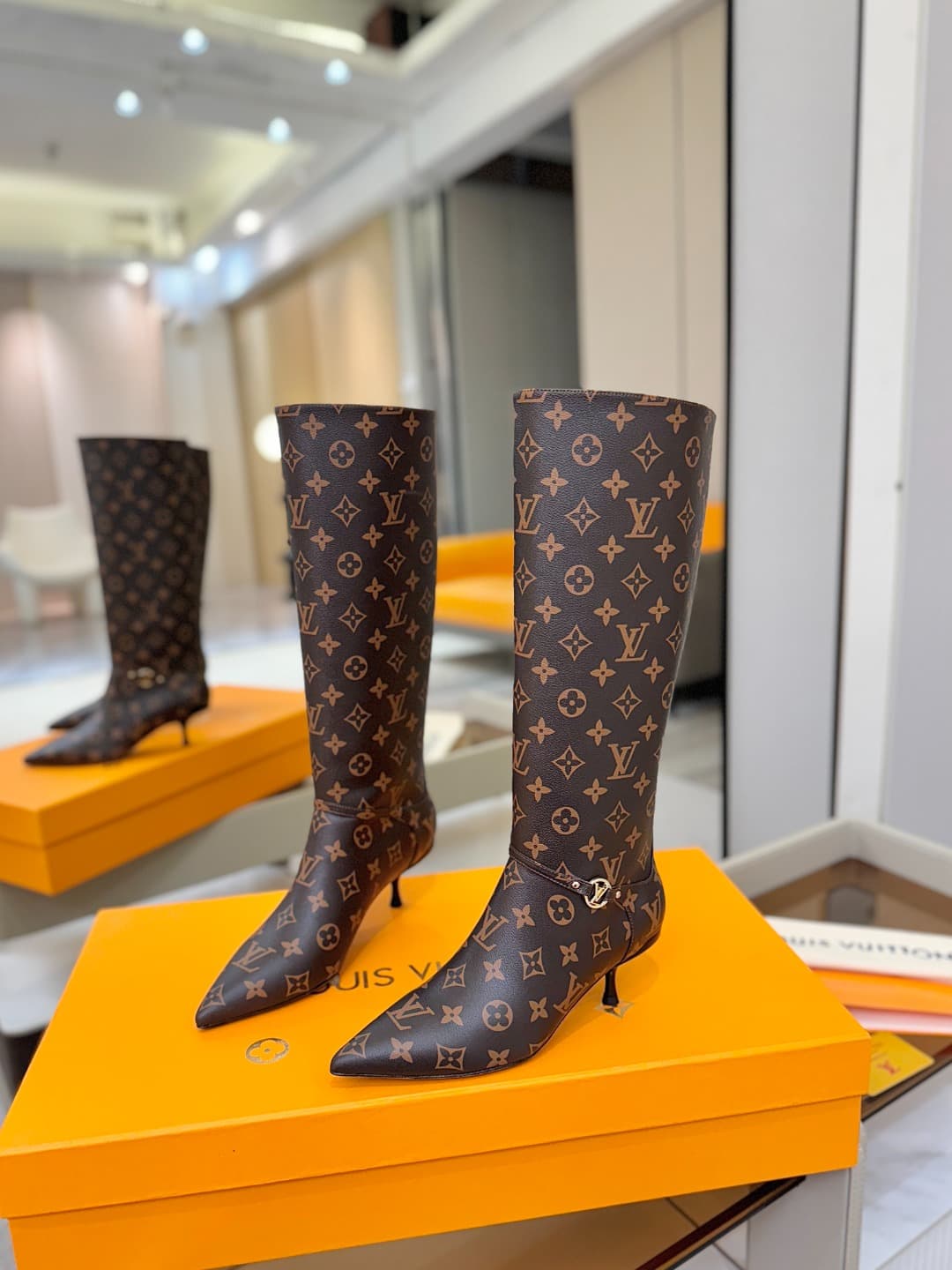 D9070 [Exclusive Purchase Level] Louis Vuitton 2025 Autumn-Winter Boots Collection! Perfect fit. — image 3