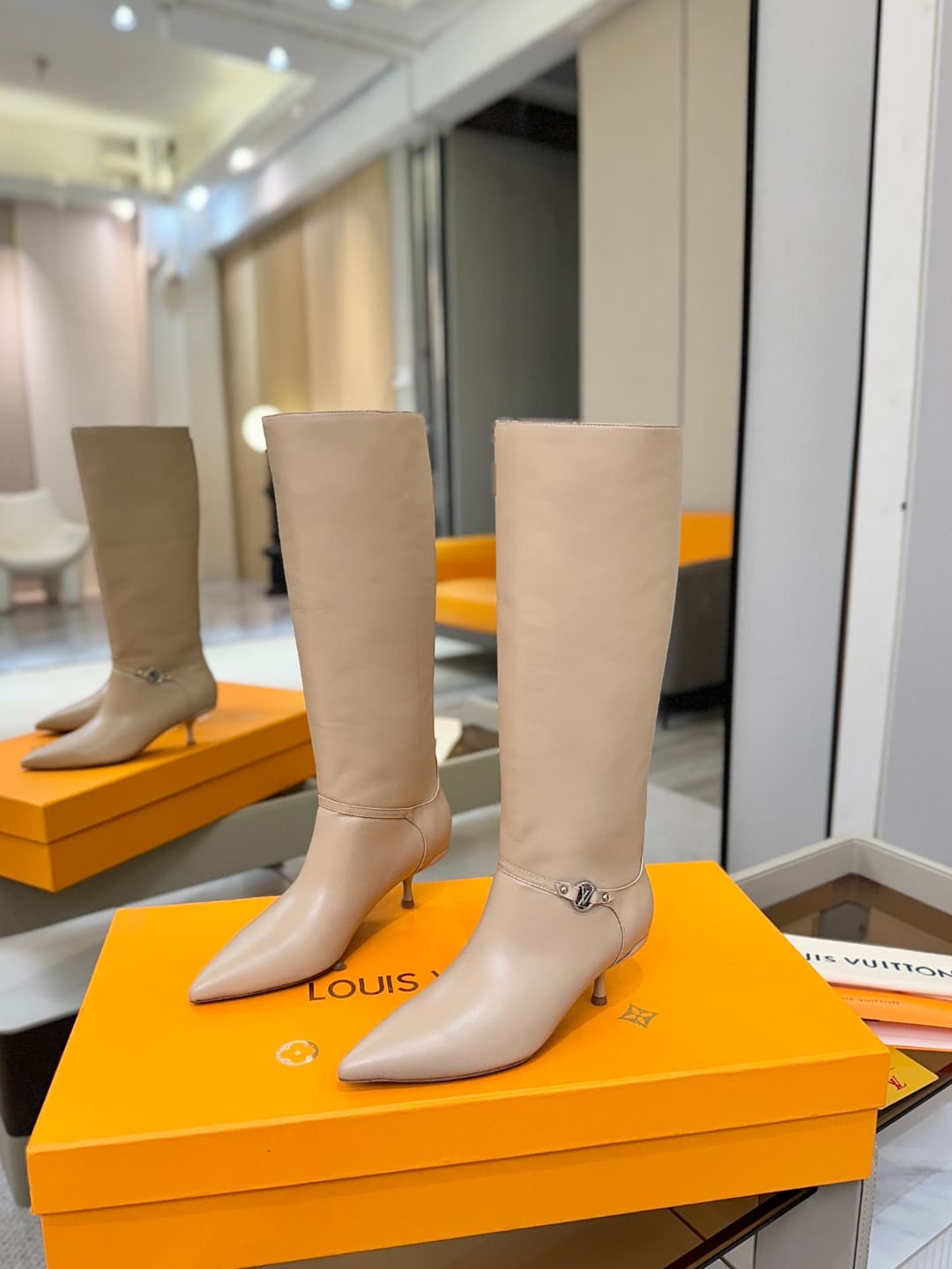 D9068 [Exclusive Purchase Level] Louis Vuitton 2025 Autumn-Winter Boots Collection! Perfect fit. — image 3
