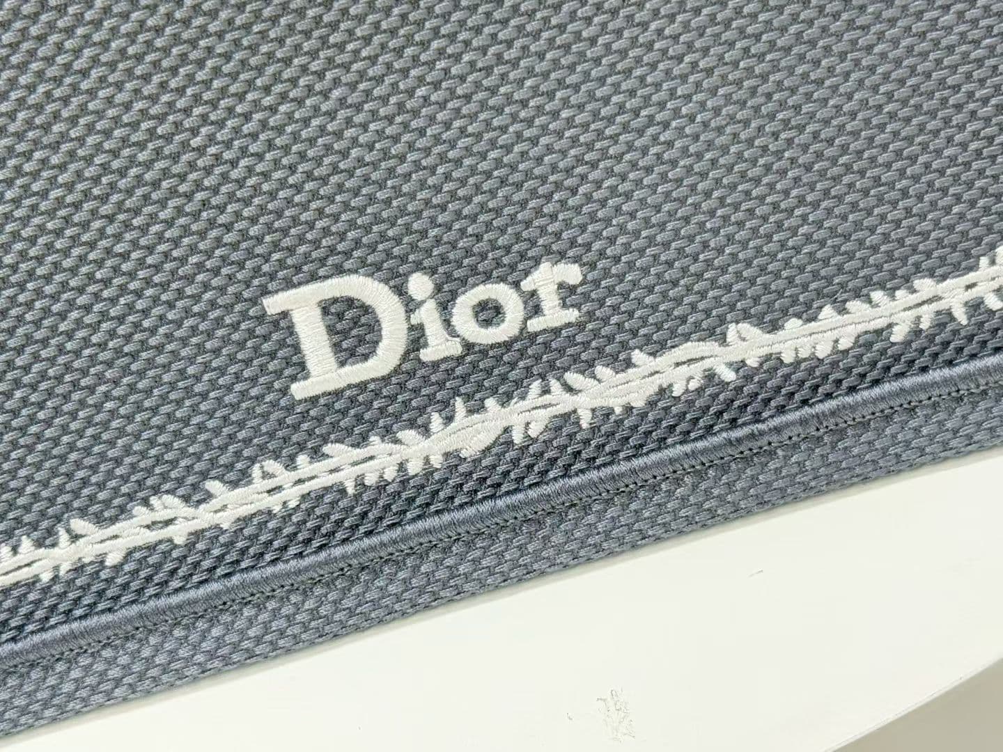 C1998 Details of Diore JWA’s new bags in the first season! The classic bags now have a modern touch. — image 6