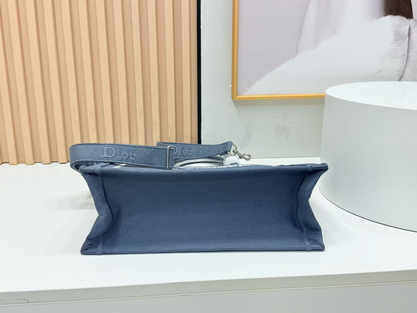 C1996 Details of Diore JWA’s new bags in the first season! The classic bags now have a modern touch. — image 8