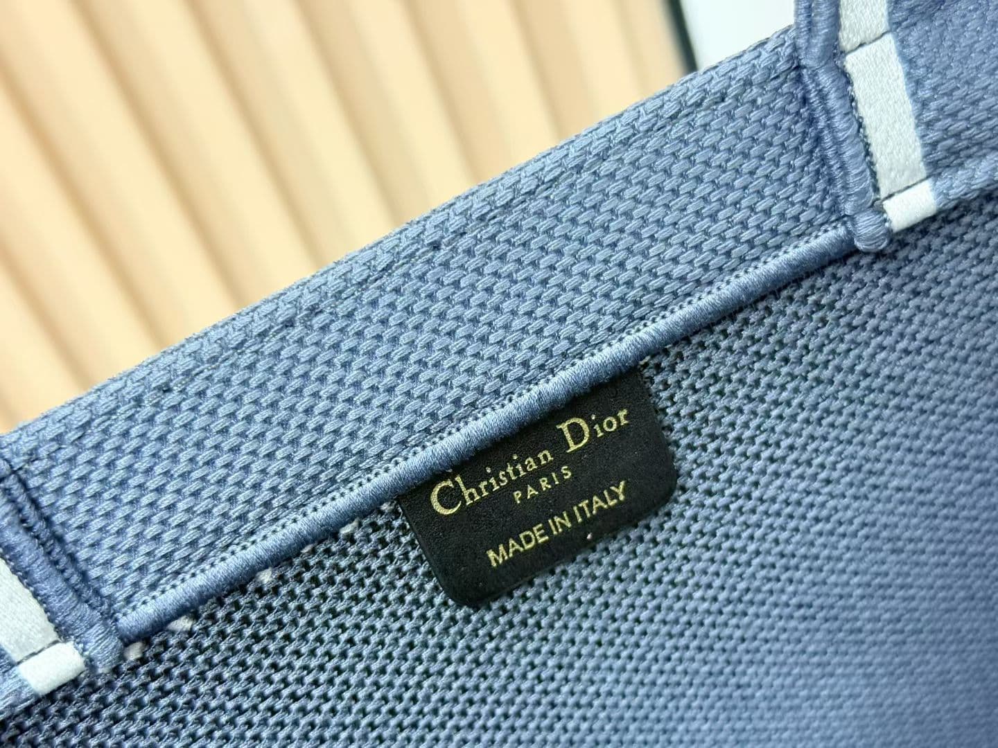 C1994 Details of Diore JWA’s new bags in the first season! The classic bags now have a modern twist. — image 8