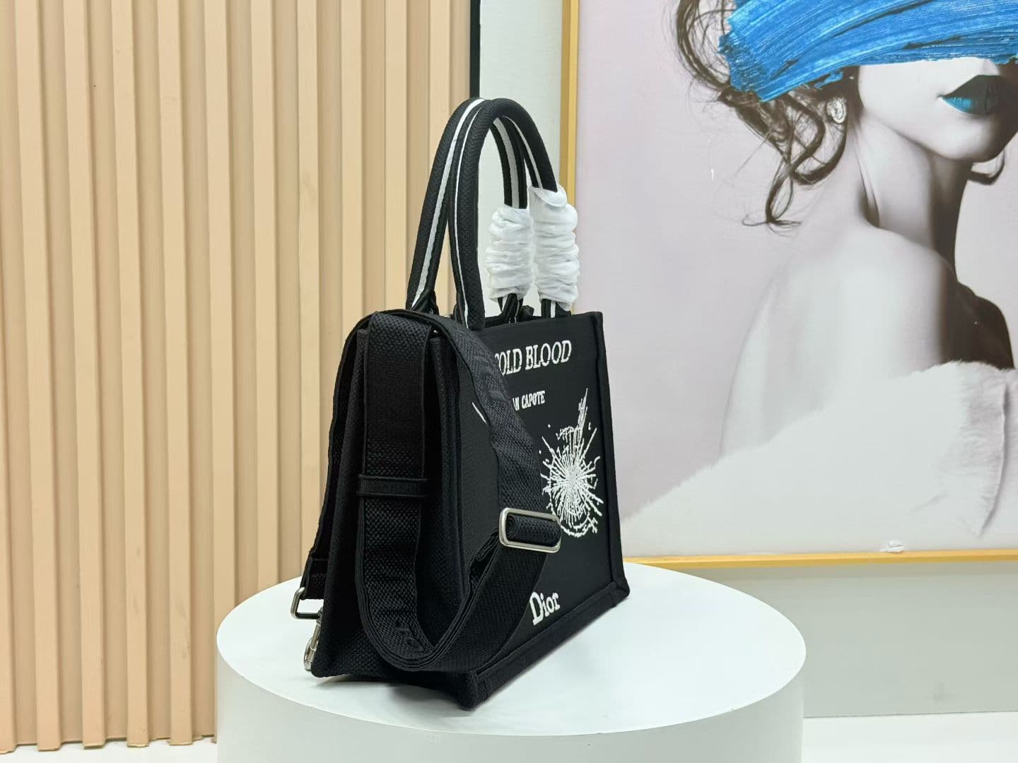 C1992 Details of Diore JWA’s new bags in the first season! The classic bags now have a modern touch. — image 2