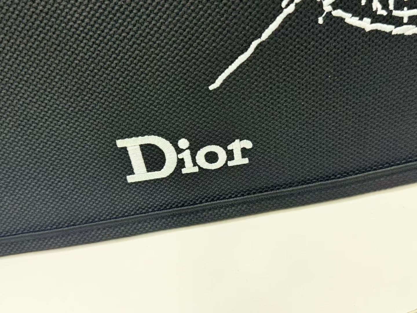 C1990 Details of Diore JWA’s new bags in the first season! The classic bags now have a modern feel. — image 5