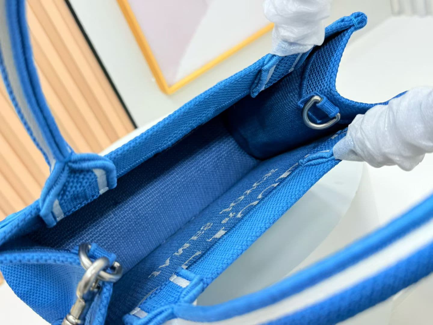 C1988 Details of Diore JWA’s new bags in the first season! The classic bags now have a modern touch. — image 8