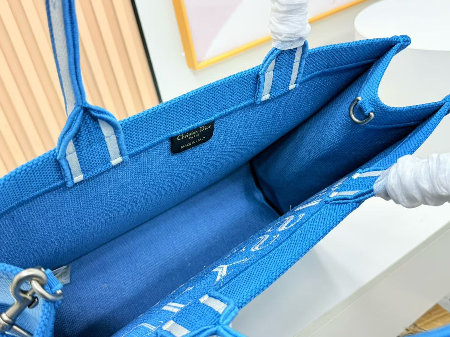 C1984 Details of Diò JWA’s new bags in the first season! The classic bags now have a modern feel — image 8