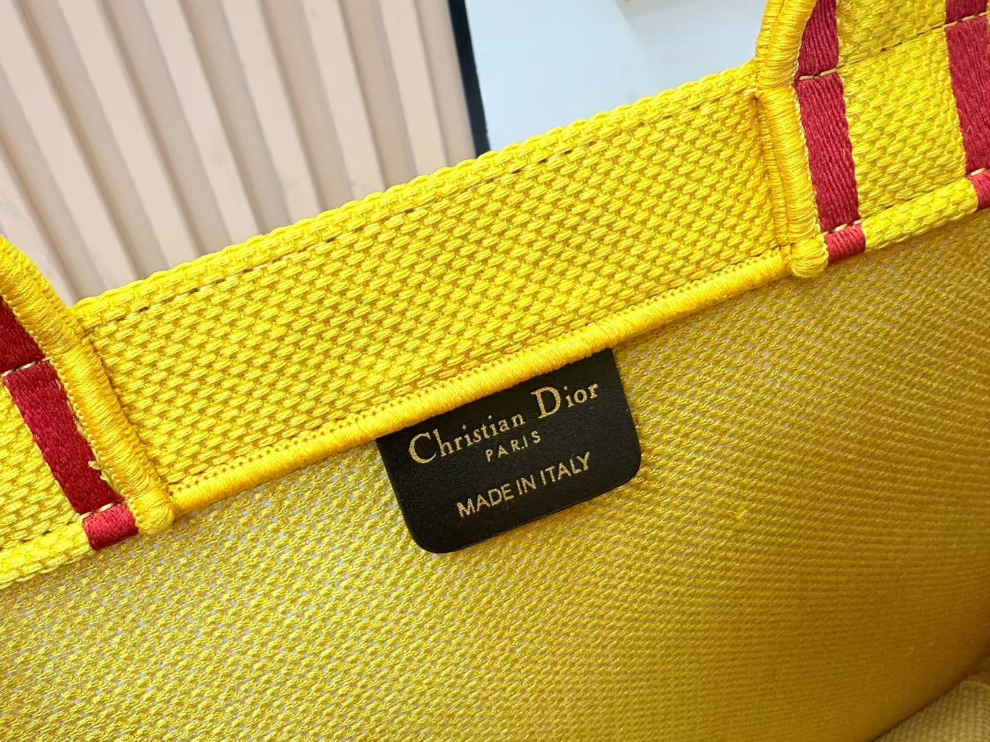 C1974 Details of Diore JWA’s new bags in the first season! The classic bags now have a modern feel. — image 7