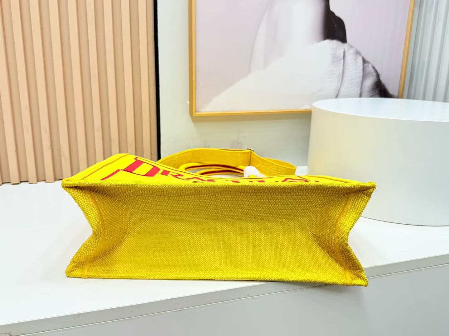C1972 Details of Diô JWA’s new bags in the first season! The classic bags now have a modern touch. — image 7