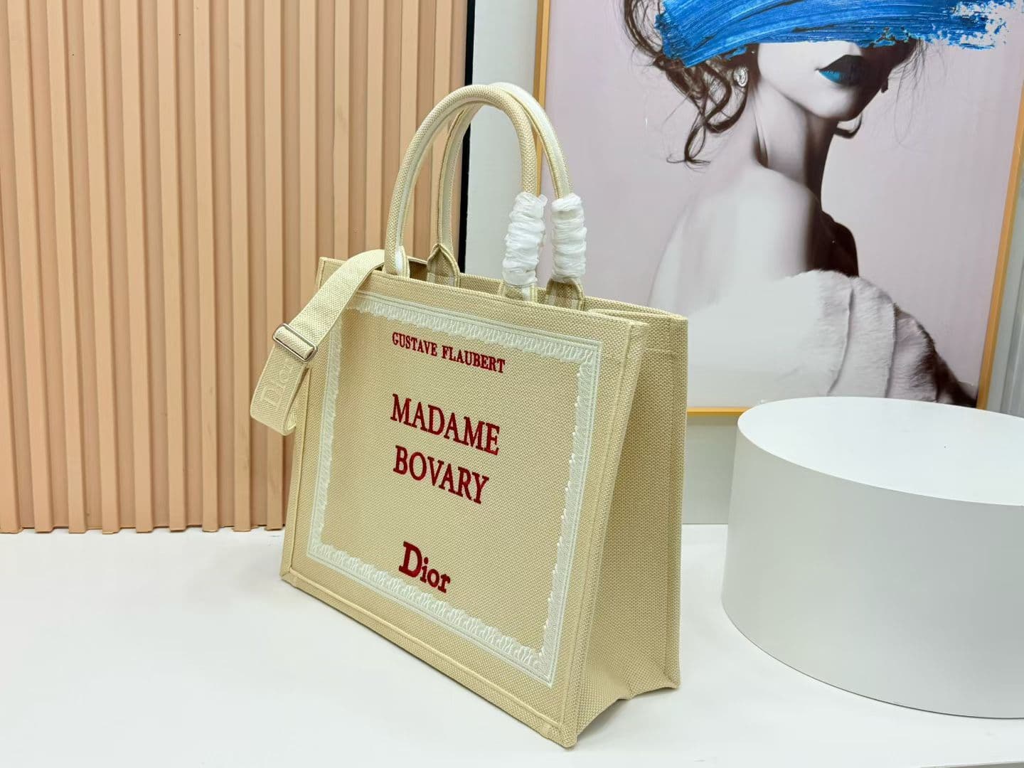 C1966 Details of Diò JWA’s new bags in the first season! The classic bags now have a modern touch. — image 3