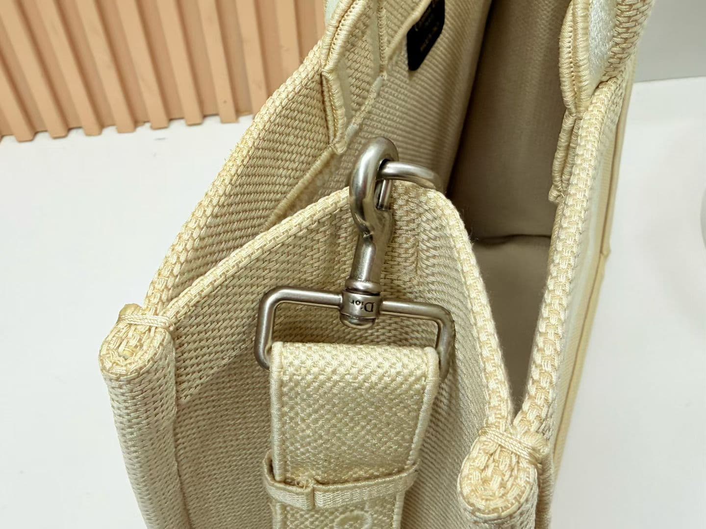 C1966 Details of Diò JWA’s new bags in the first season! The classic bags now have a modern touch. — image 6