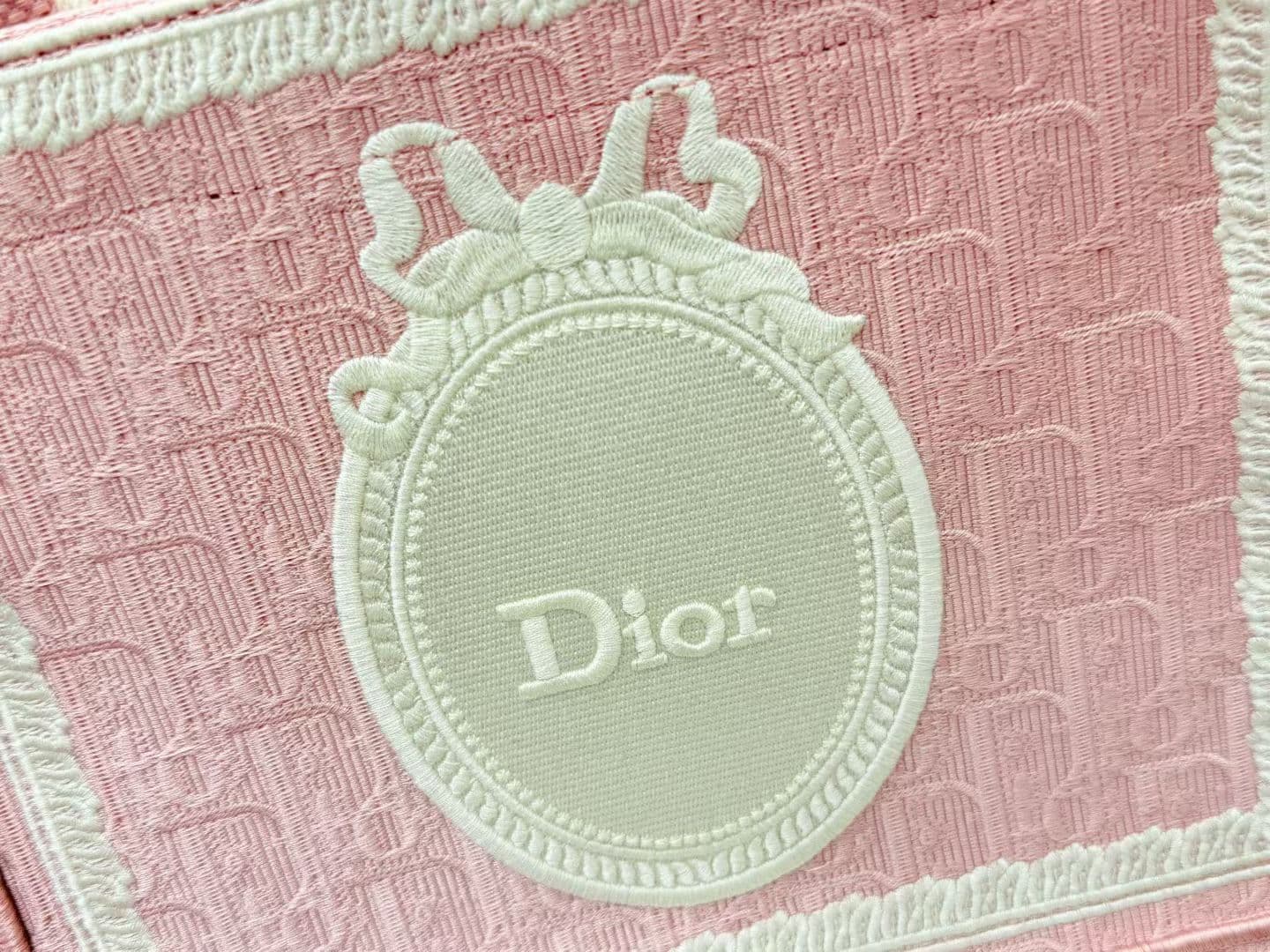C1958 Details of Diô JWA’s new bags in the first season! The classic bags now have a modern feel — image 5
