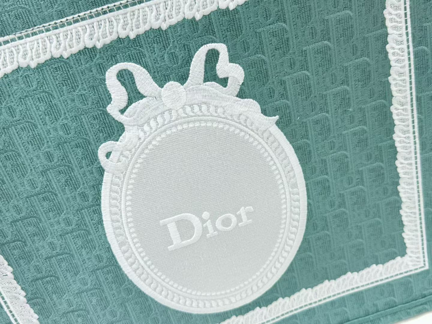 C1942 Details of Diore JWA’s new bags in the first season! The classic bags now have a modern touch. — image 5