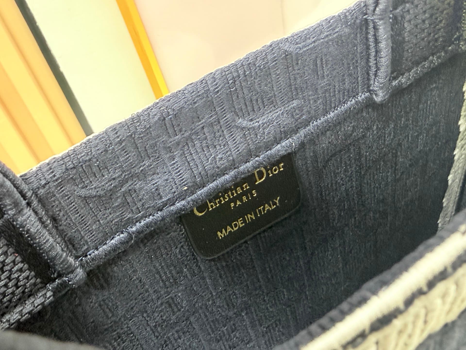 C1934 Details of Diore JWA’s new bags in the first season! The classic bags now have a modern touch. — image 7