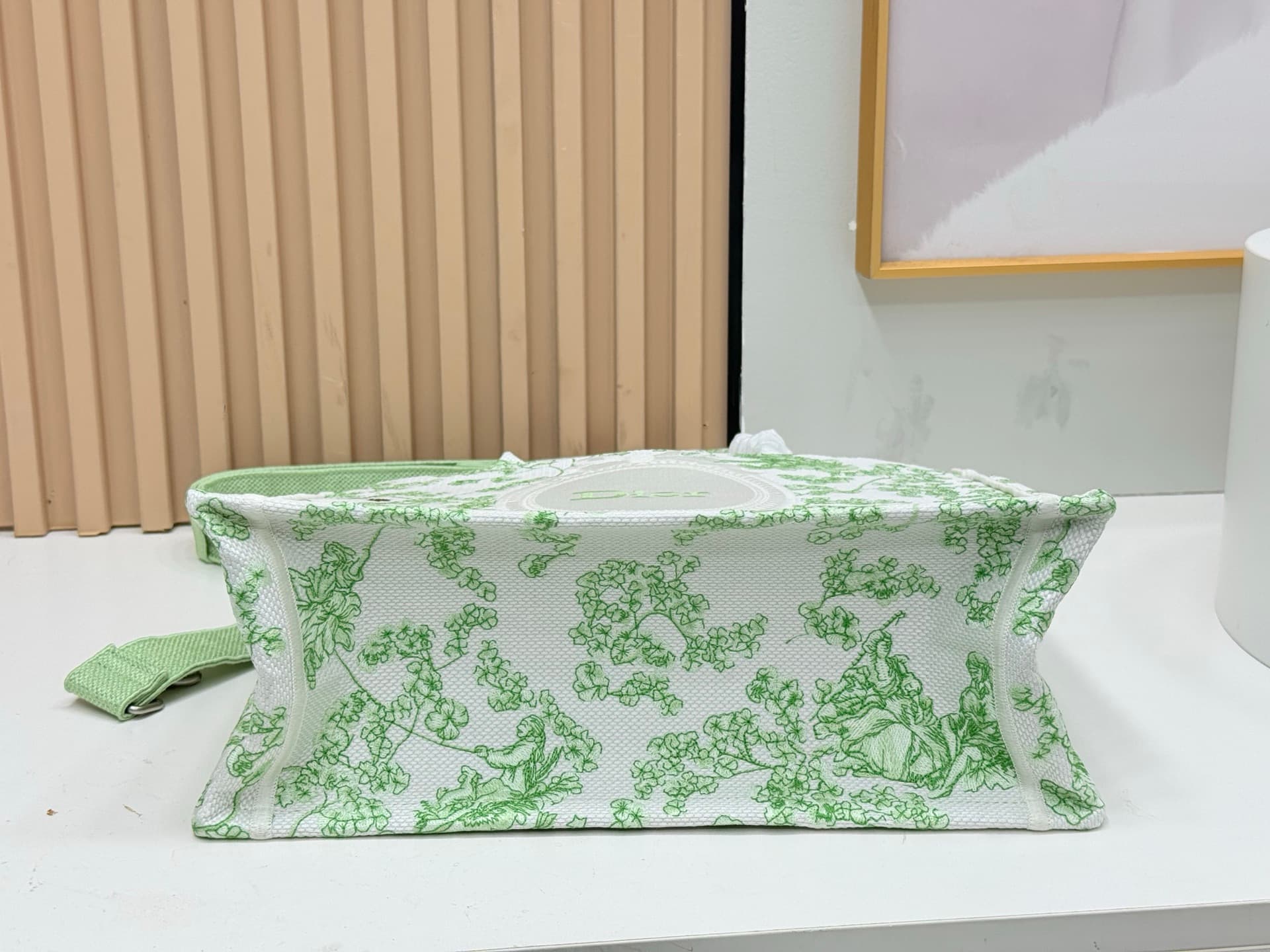 C1910 Details of Diore JWA’s new bags in the first season! The classic bags now have a modern touch. — image 8