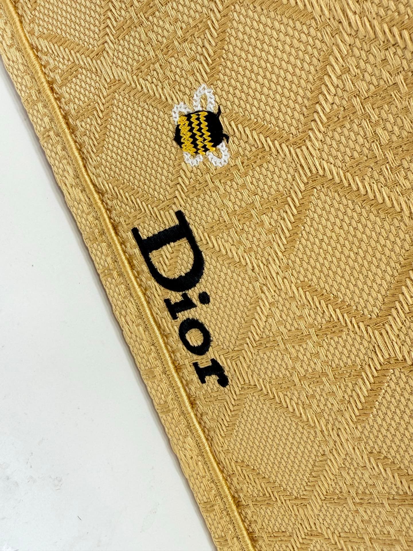 C2036 Details of Diore JWA’s new bags in the first season! The classic bags now have a modern touch. — image 6