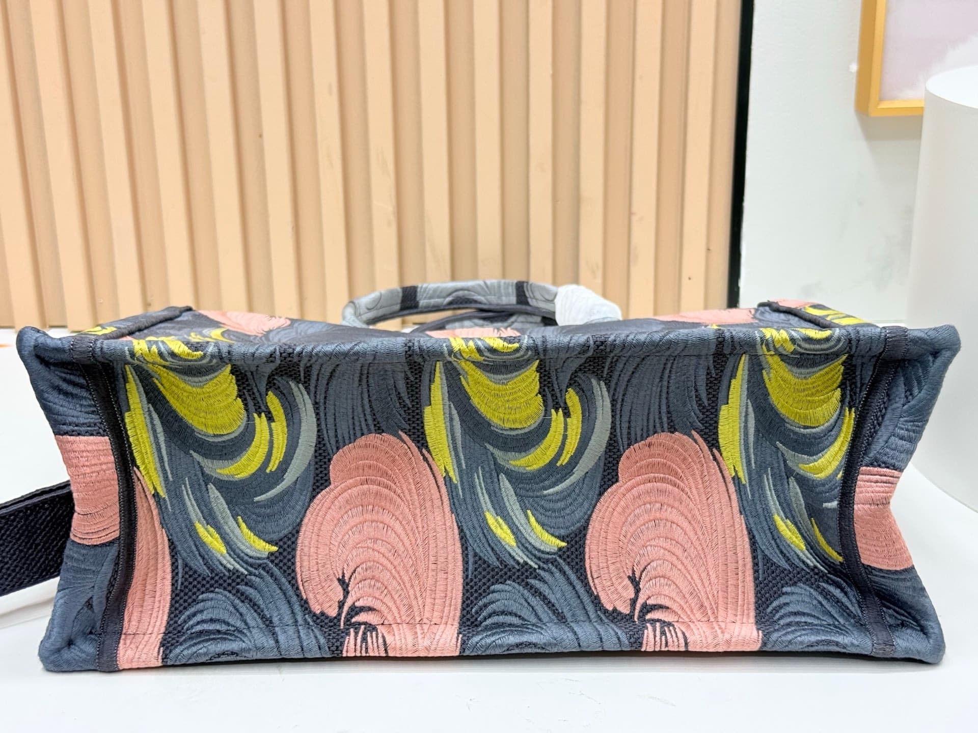 C1759 Details of Diò JWA’s new bags in the first season! The classic style with a modern touch — image 8