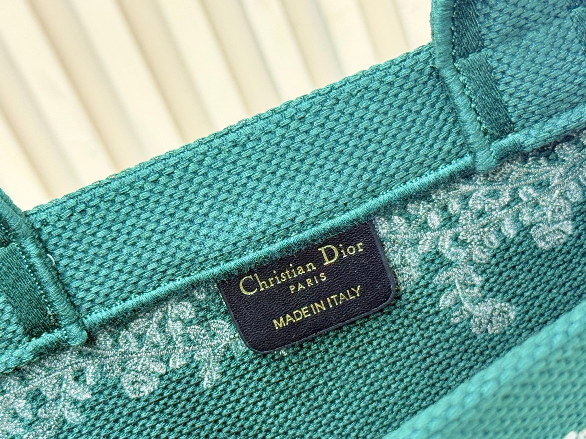 C1728 Details of Diore JWA’s new bags in the first season! The classic bags now have a modern feel. — image 7