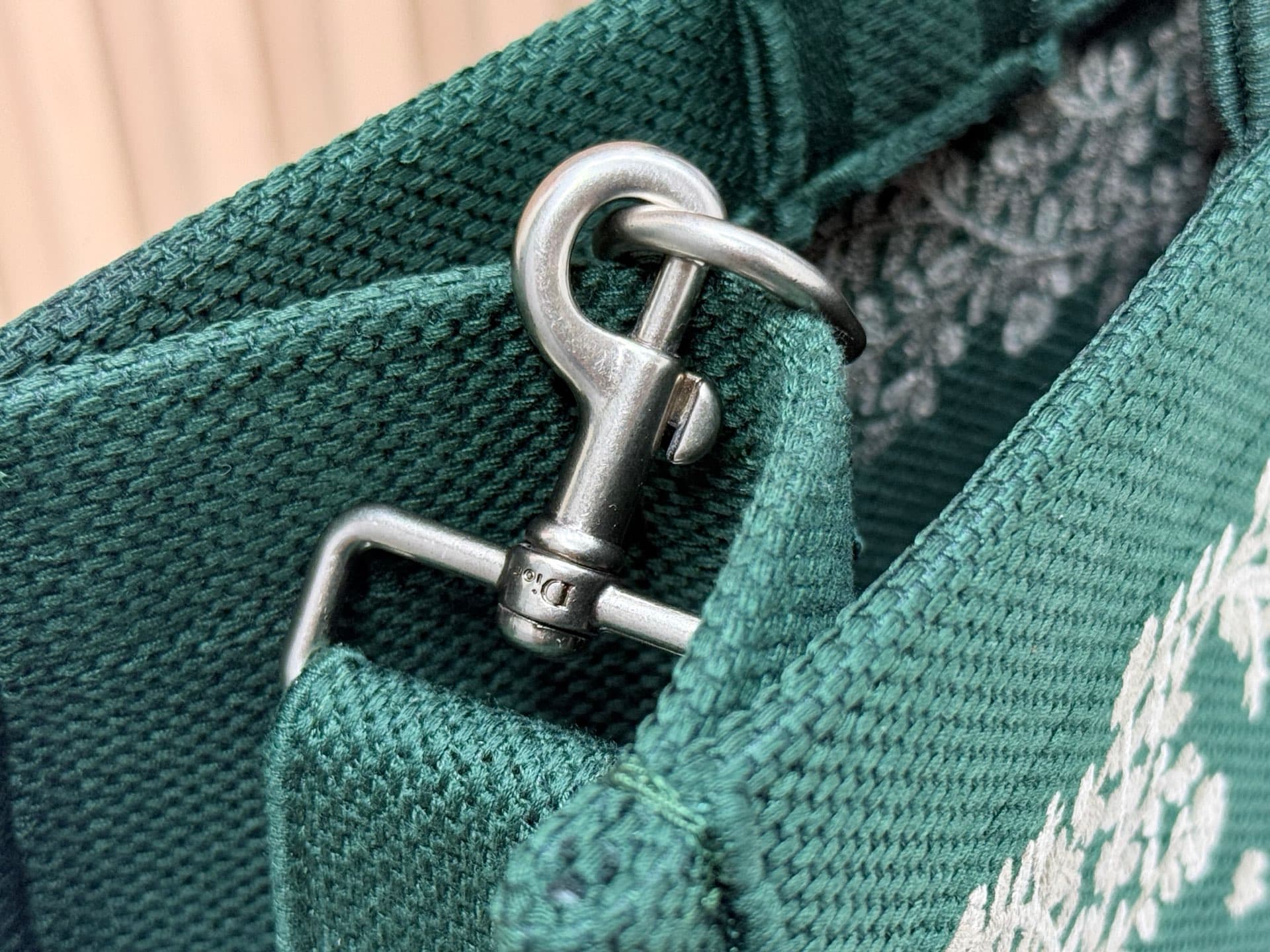 C1726 Details of Diò JWA’s new bags in the first season! The classic bags now have a modern feel. — image 6